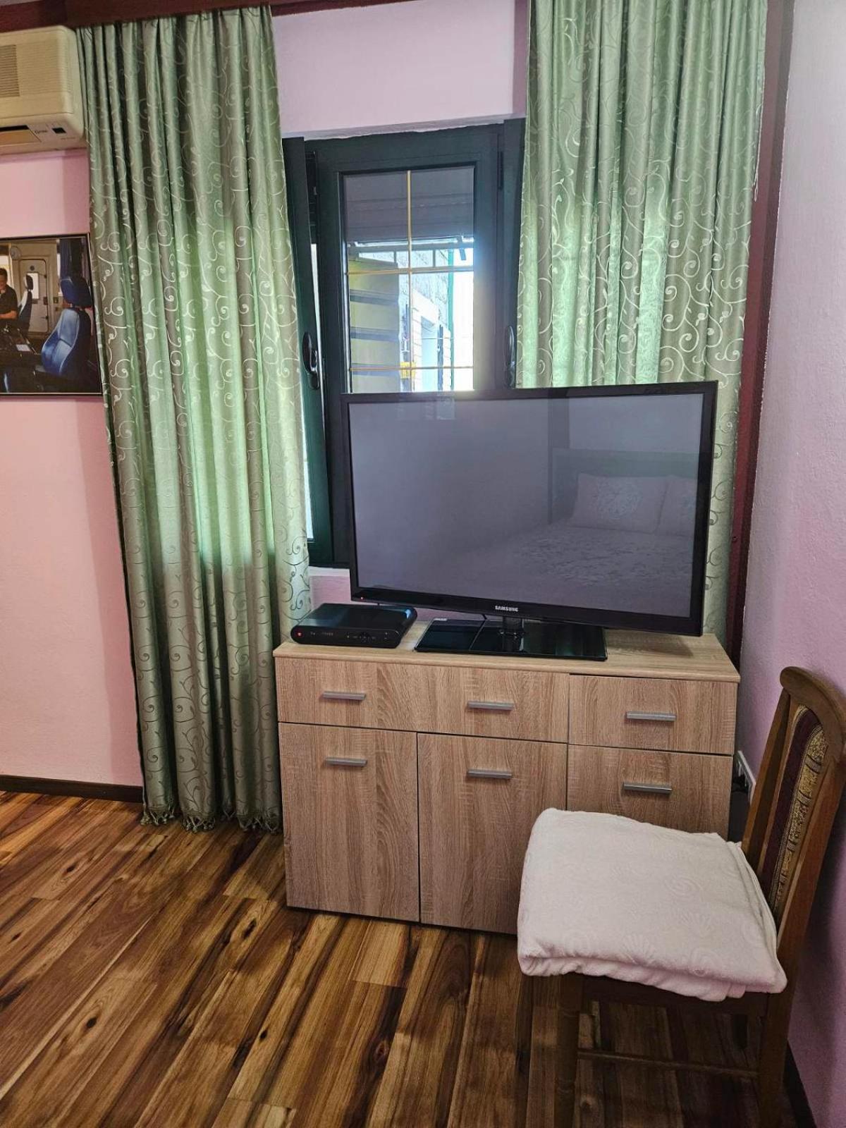 Apartment Capt Seferovic 2 Donji Morinj Zewnętrze zdjęcie